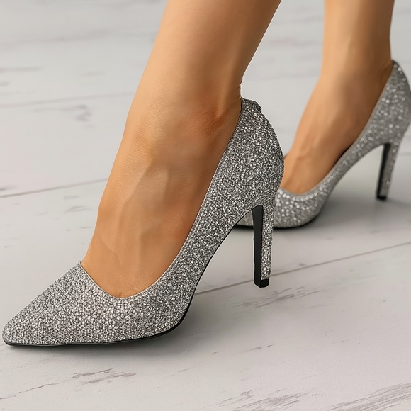 🏷️ NWT Michael Kors Dorothy Flex Glitter Chain Mesh Pump - Picture 1 of 7